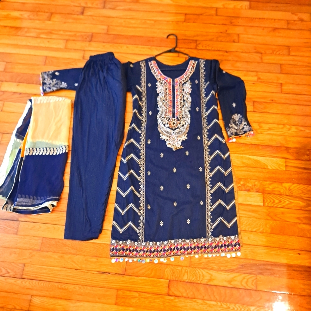 Pakistani /Indian navy Loan dress ,